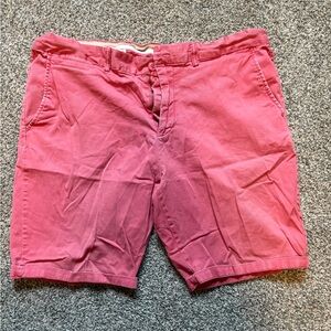 Old Navy Men's Coral Flat Front Shorts